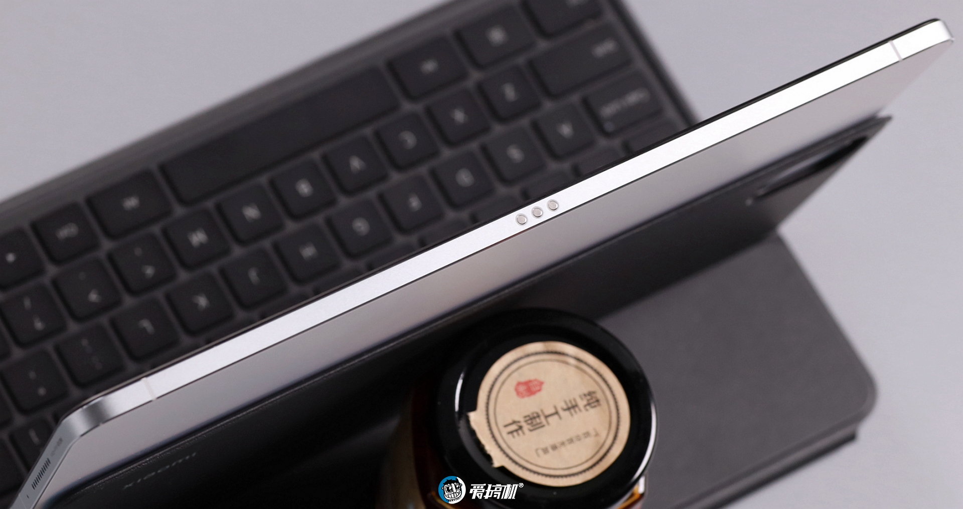 小米平板5Pro体验：生而爱奇艺，何必生产力？