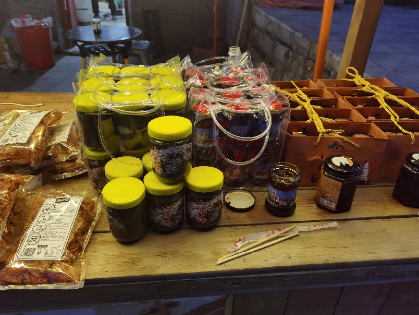 宿在驼梁，感受一种无忧的生活/郝贵云