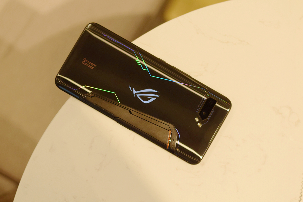 rog游戏手机2最新评测,rog游戏手机2测评5999