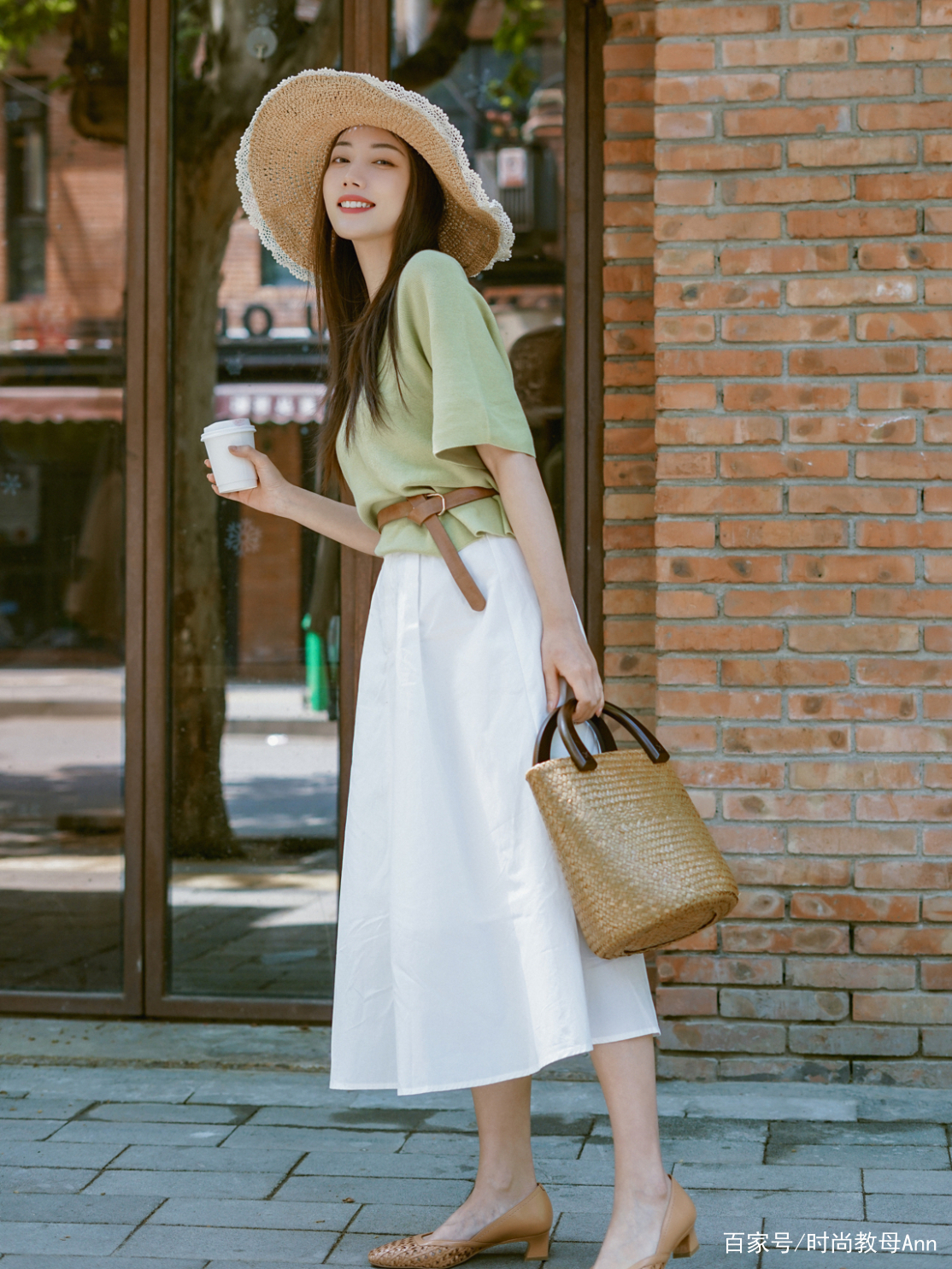 搭配高腰阔腿裙的上衣,短高腰裙的搭配夏