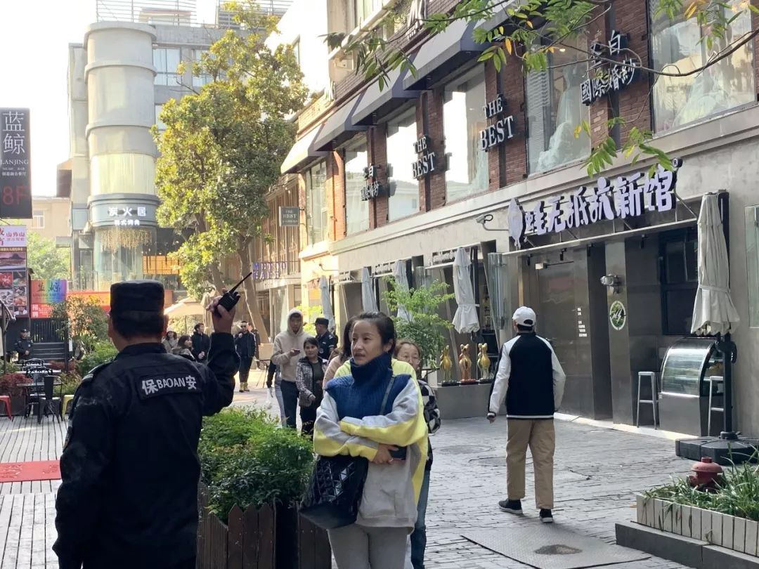 这款奶茶因为搭上周杰伦爆红,排队3小时限购1杯,二手也有人买?