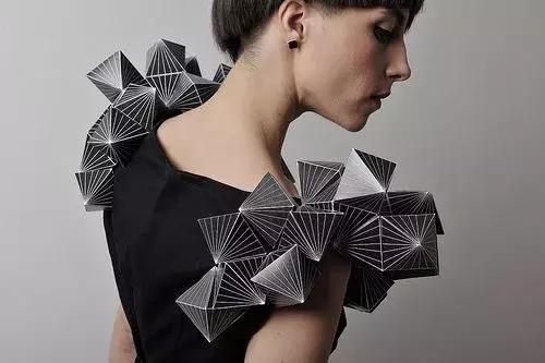 永远不要与市场作对,把握趋势就是未来的财富