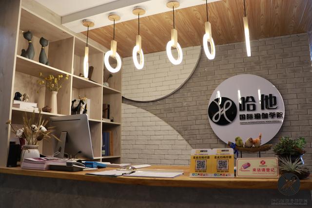 airyoga绌烘皵鐟滀冀,yoga绌轰腑鐟滀冀瑙嗛