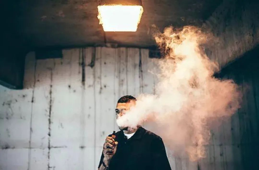 告别“野蛮生长”，*子烟电**蓝海不再