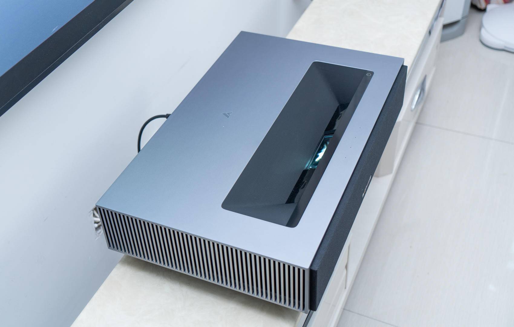 激光电视与小米98寸电视比较,激光电视120寸评测