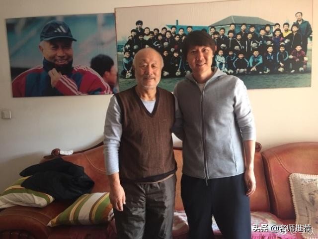 消失的U23打脸新政?李铁选入的“嫡系”球员?李铁台前幕后故事