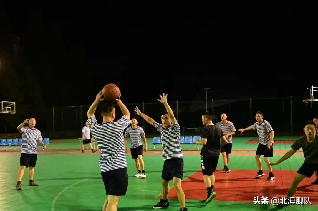 后浪奔涌在时代的潮流里,后浪奔涌而来