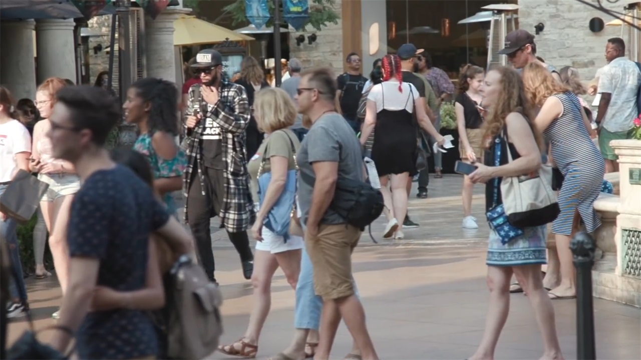 最奇葩的游泳神器,日本发明游泳神器