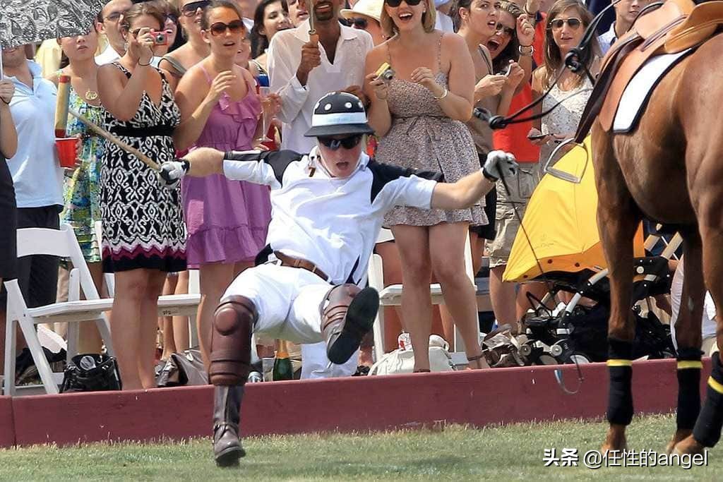 英国王室小王子搞怪,英国王室抢眼绿色高颜值王室成员