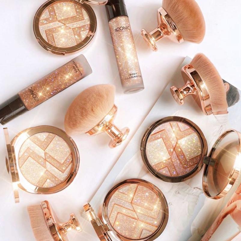 宋妍霏程潇王菊跨年演唱会,王菊为宋妍霏化妆视频