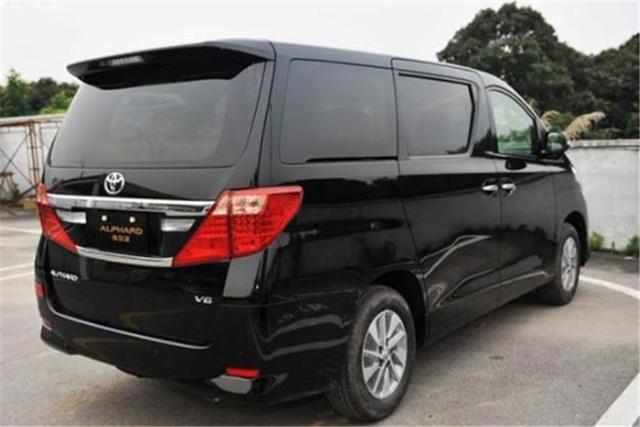 为什么路上有黑色面包车,为什么路上见不到大货车