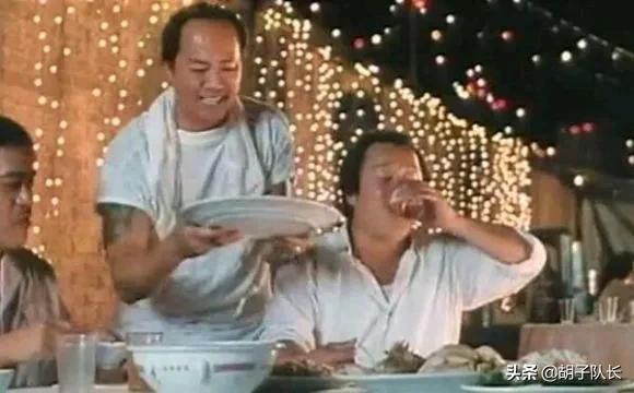 华东水灾义演的豪门夜宴,豪门夜宴华东水灾抱孩子唱歌