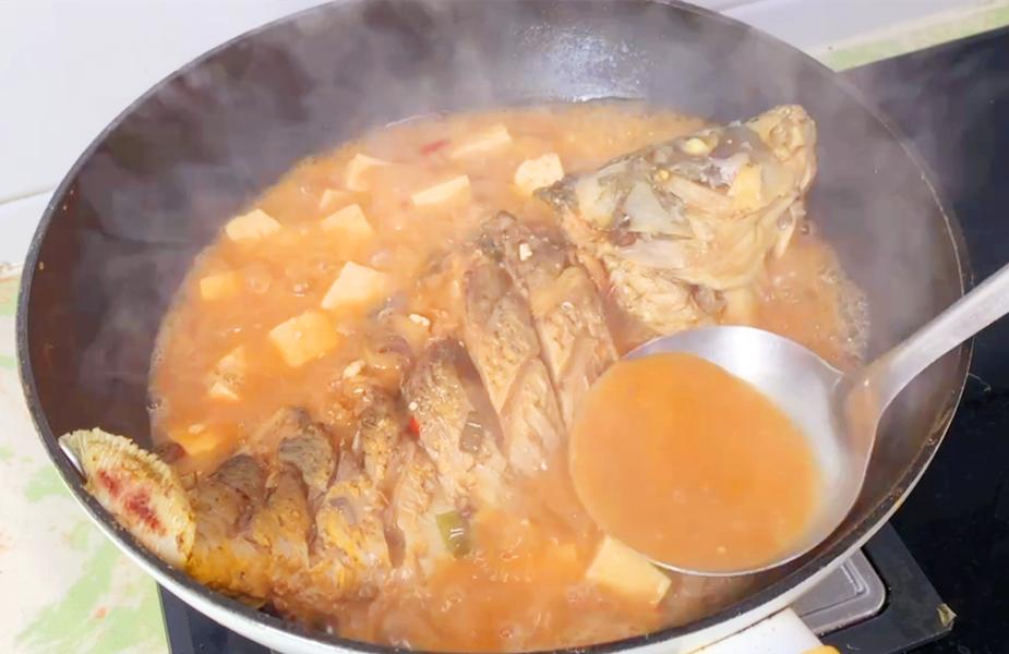 特色鲤鱼怎么做好吃,鲤鱼怎么做能又嫩又香