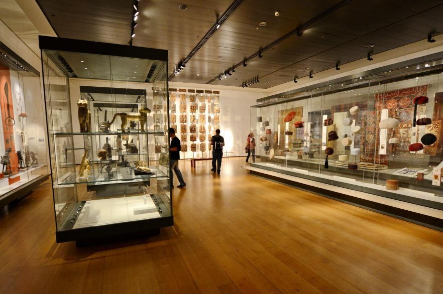 lv老板的旗下奢侈品,lv创始人豪宅