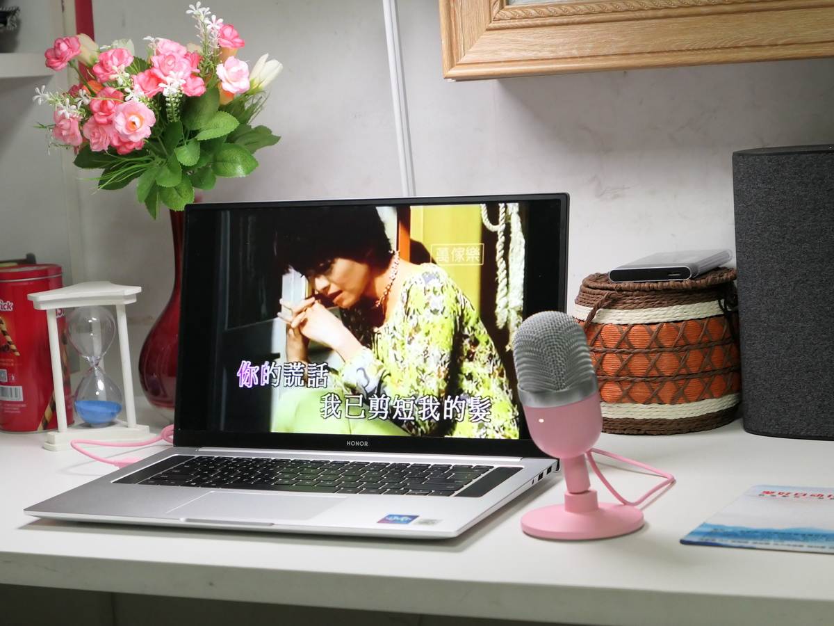 最新短视频麦克风,网红同款短视频麦克风