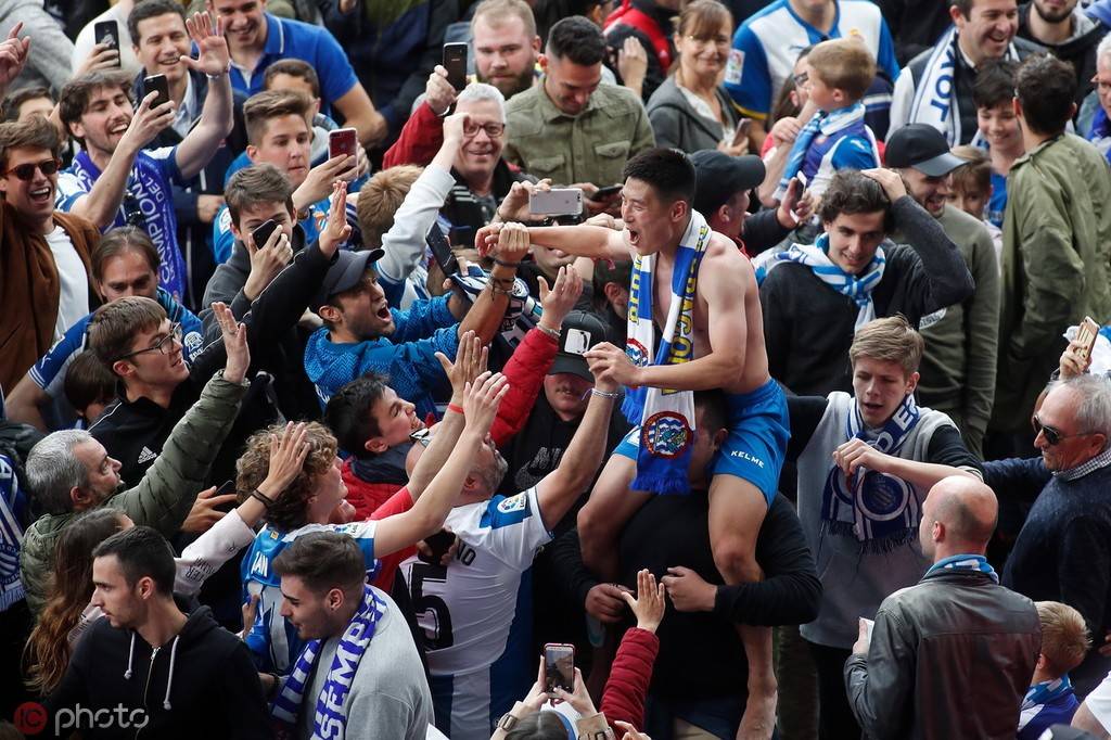 武磊给球迷的祝福视频,祝福武磊的话短句