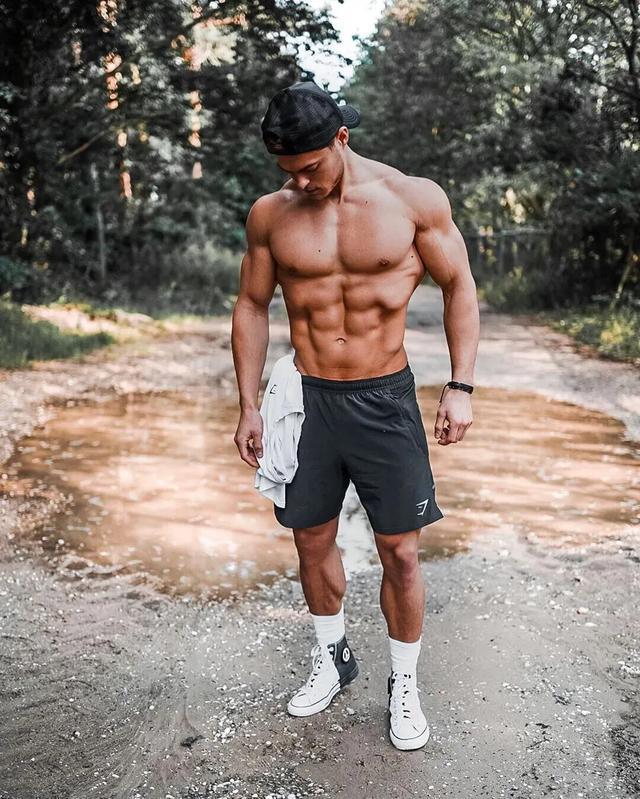 上胸为什么是最难练的原因,上胸怎么都练不大