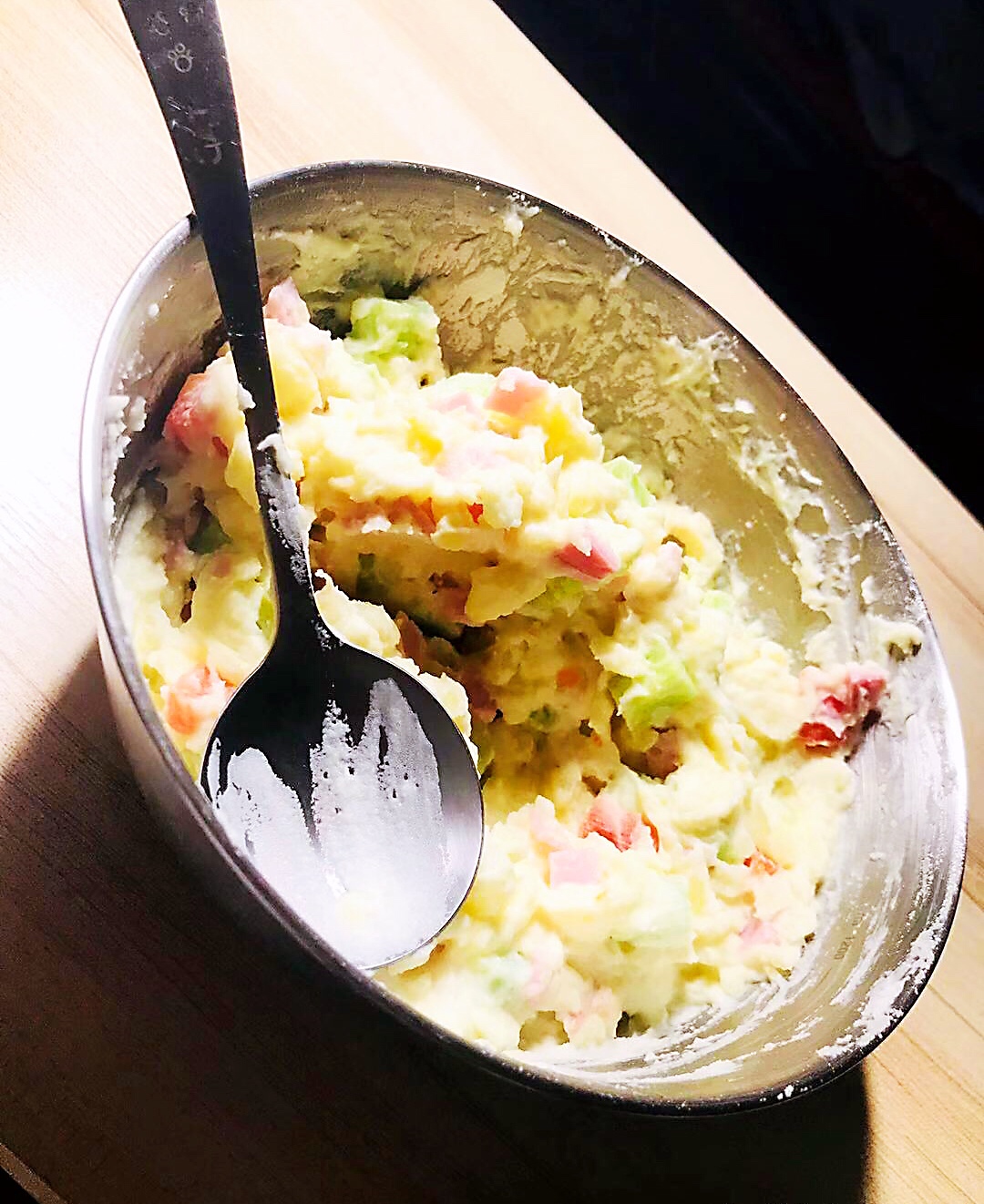 色香味俱全土豆泥,在家做土豆泥是应该蒸还是应该煮