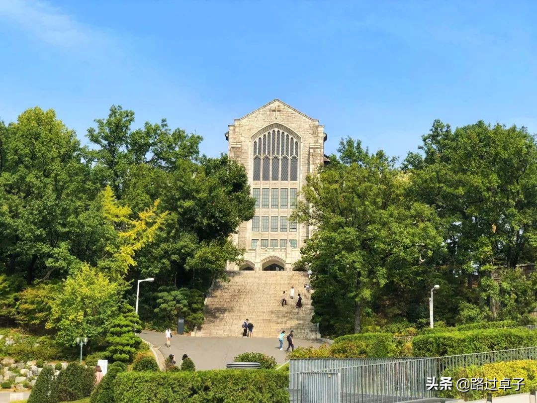 爱的迫降10集世莉首尔相遇,首尔怎么玩转