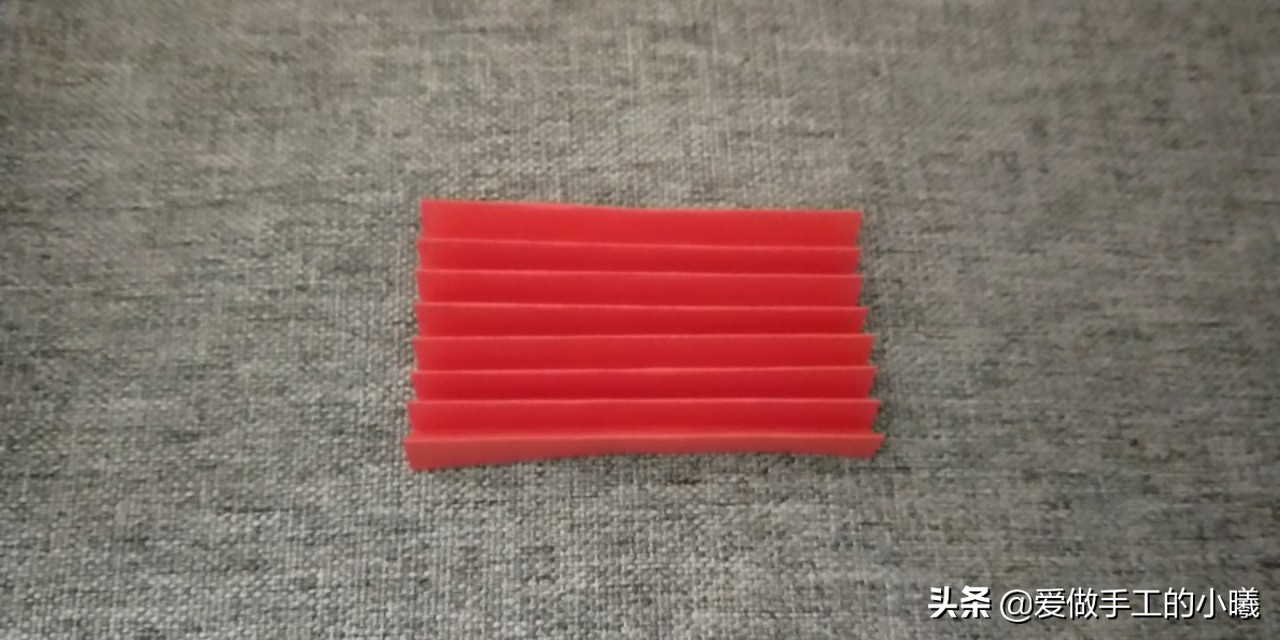 儿童折纸简单手工幼儿园蝴蝶结,蝴蝶结手工折纸超简单正方形纸