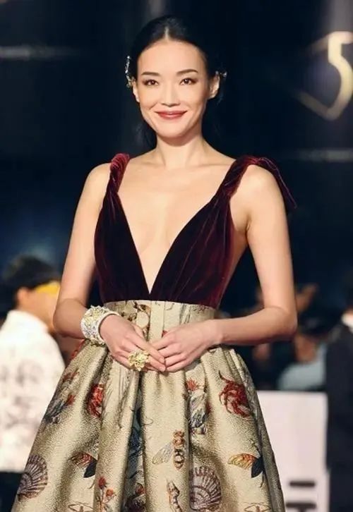 19岁拍了三部电影被抓,18岁拍三部电影被抓