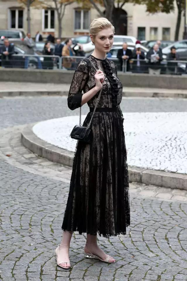 站军姿怎么样才不累,站军姿几个要点