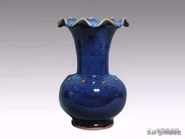 钧瓷入窑一色出窑万彩的意思,钧瓷入窑一色出窑万彩的原因