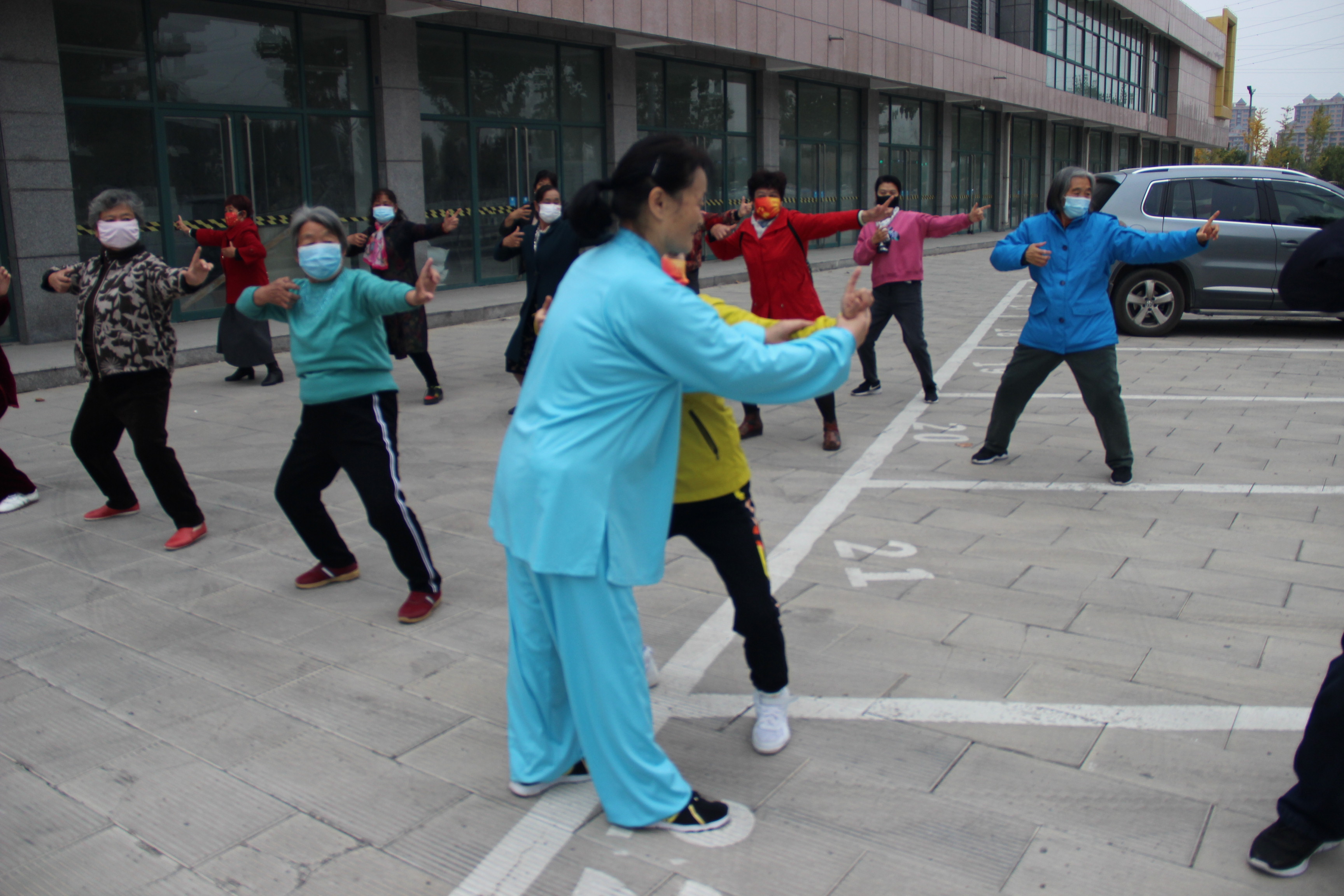 体育走进生活全民共享乐趣,体育职业技能实践