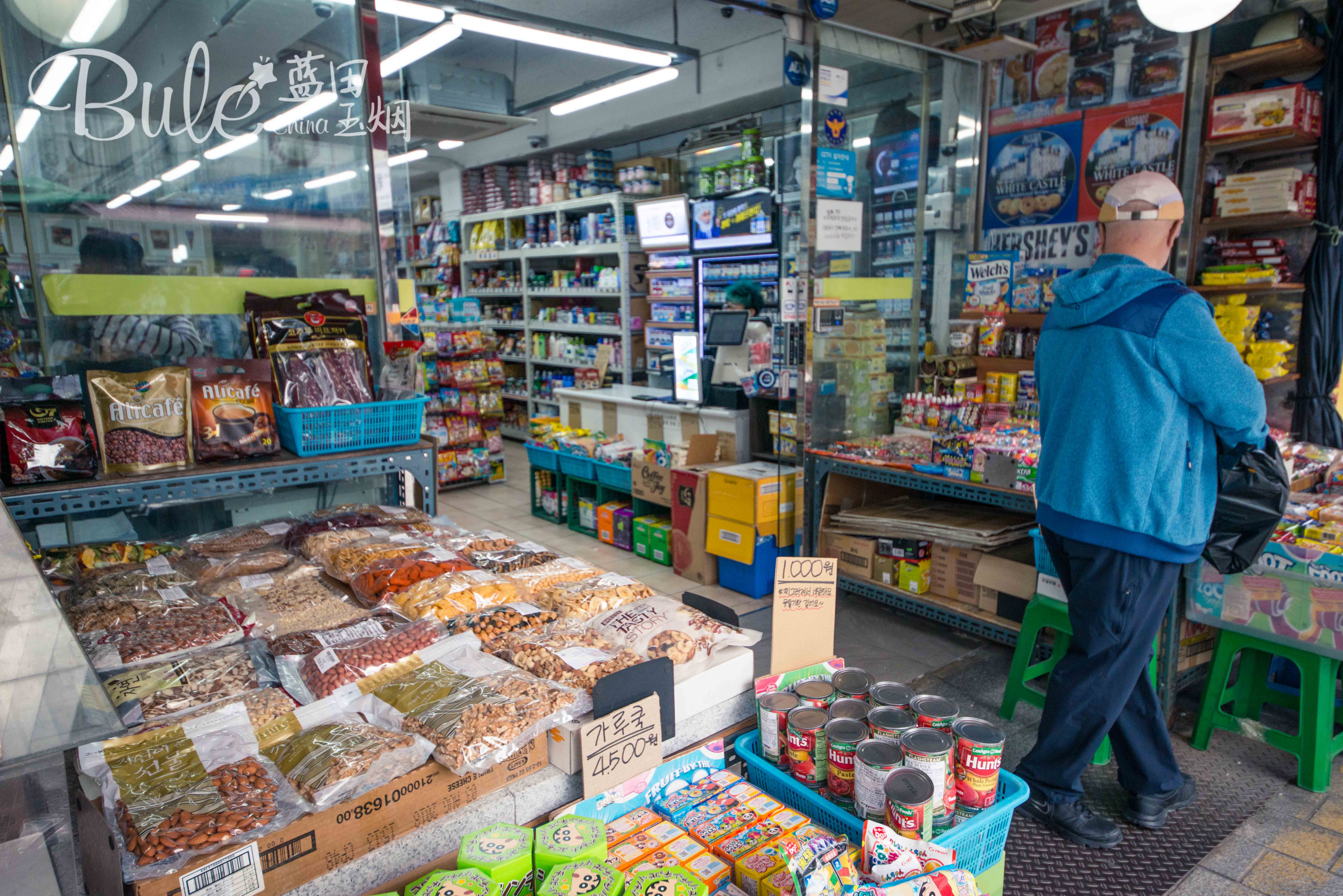 比北大门更适合买伴手礼的南大门市场,首尔便宜货的首选之地