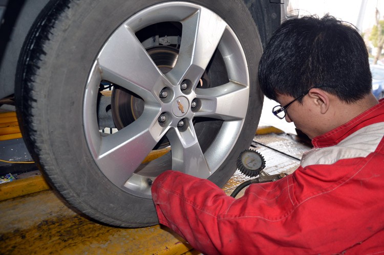 车开久了噪音大要做什么保养,车子的噪音越来越大了怎么回事