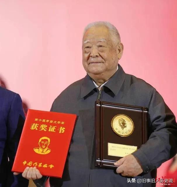 评《白门柳》：读历史小说，究竟是看历史，还是读小说