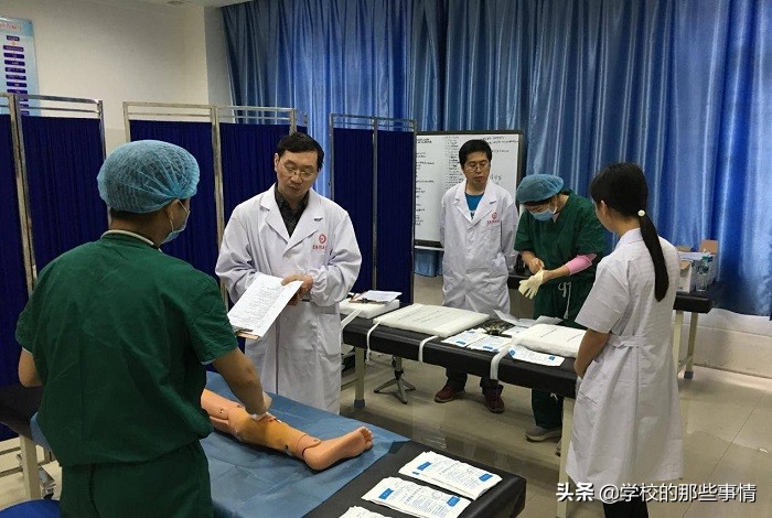 专科学临床医学真的没出路吗,专科临床医学有出路吗