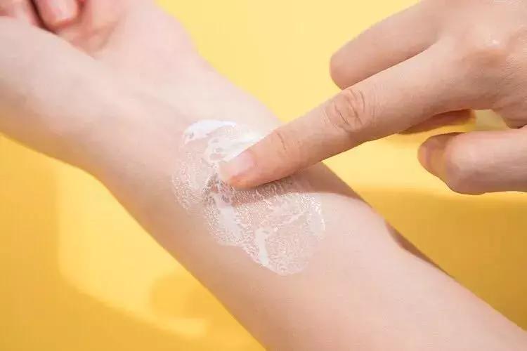 防晒油皮防水50元,超好用的油皮防晒推荐一下