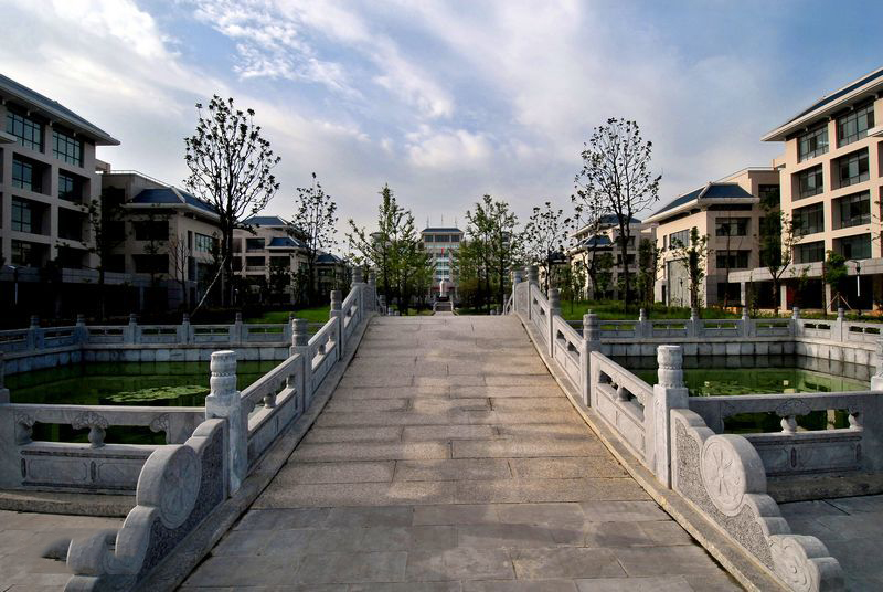 襄阳三中四中五中高考对比,襄阳四中五中2022年高考成绩对比