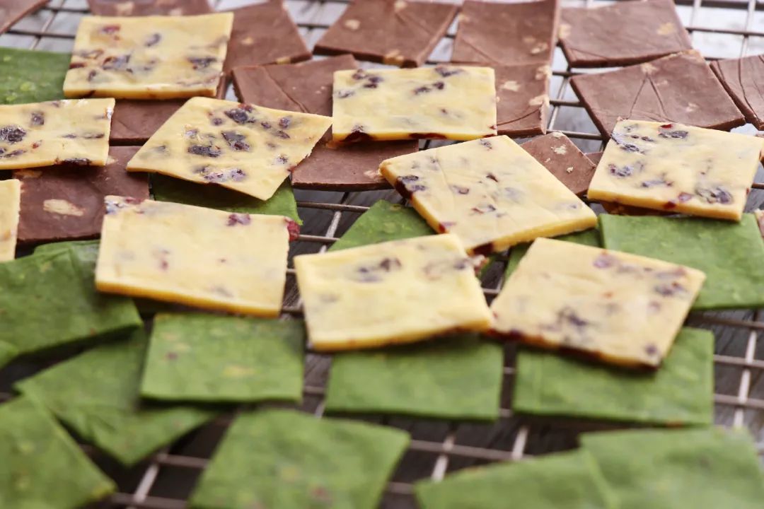 ​家里奶粉喝不完把它做成酸奶片酸酸甜甜巨好吃健康无添加