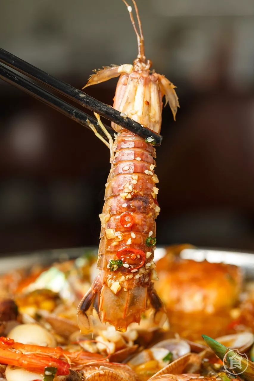 重庆江北海鲜大杂烩香辣海鲜锅,超好吃的海鲜大杂烩