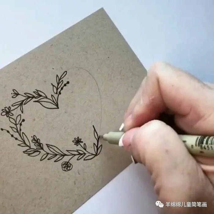 生日礼物手工贺卡happybirthday,过生日时生日贺卡的最好画法