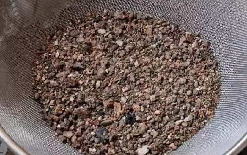 煤渣种花有什么好处,煤渣养花有营养