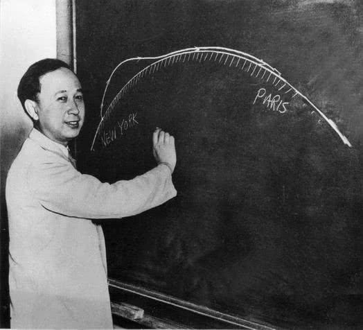 接力反超落泪,接力的终点感动的瞬间