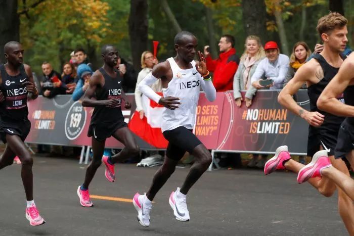 亚瑟士碳板跑鞋metaspeedsky,up302.0elite碳板跑鞋