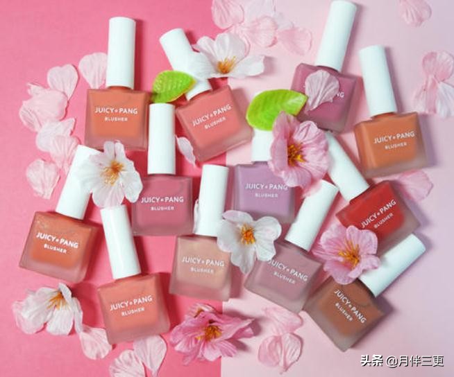 3ce液体腮红和粉状腮红哪个好,粉状腮红和液体腮红哪个好用一点