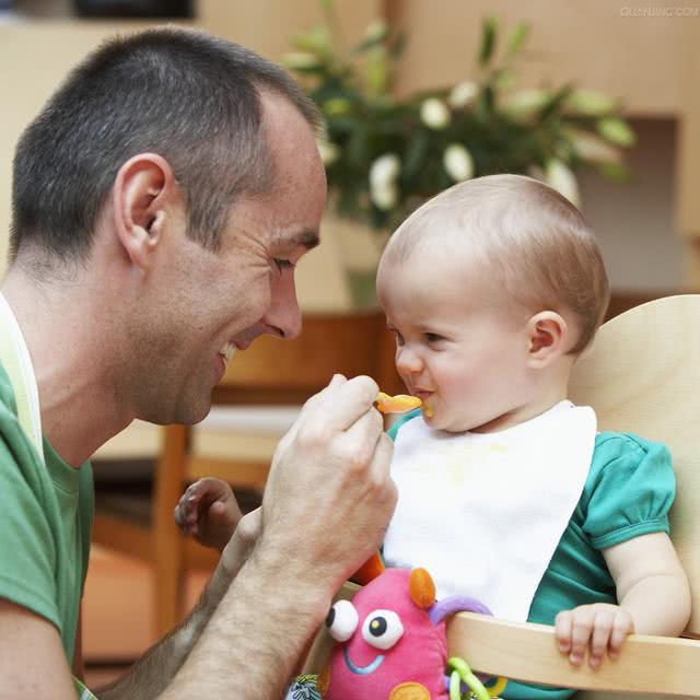 哺乳期宝妈需要禁哪些食物不能吃,哺乳期的宝妈食物禁忌