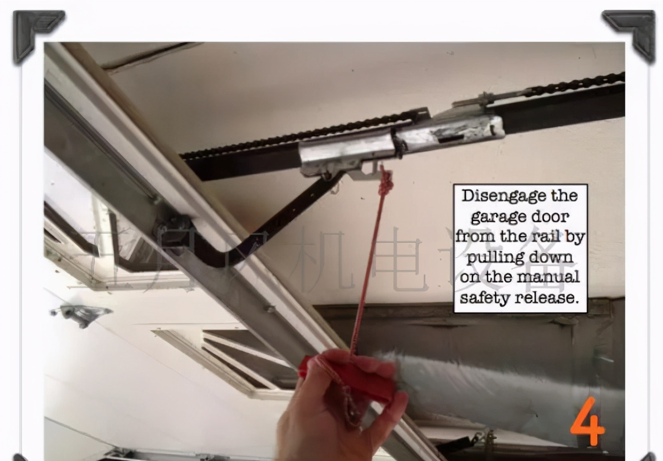 车库门停电如何手动开,家里停电卷帘门怎么关