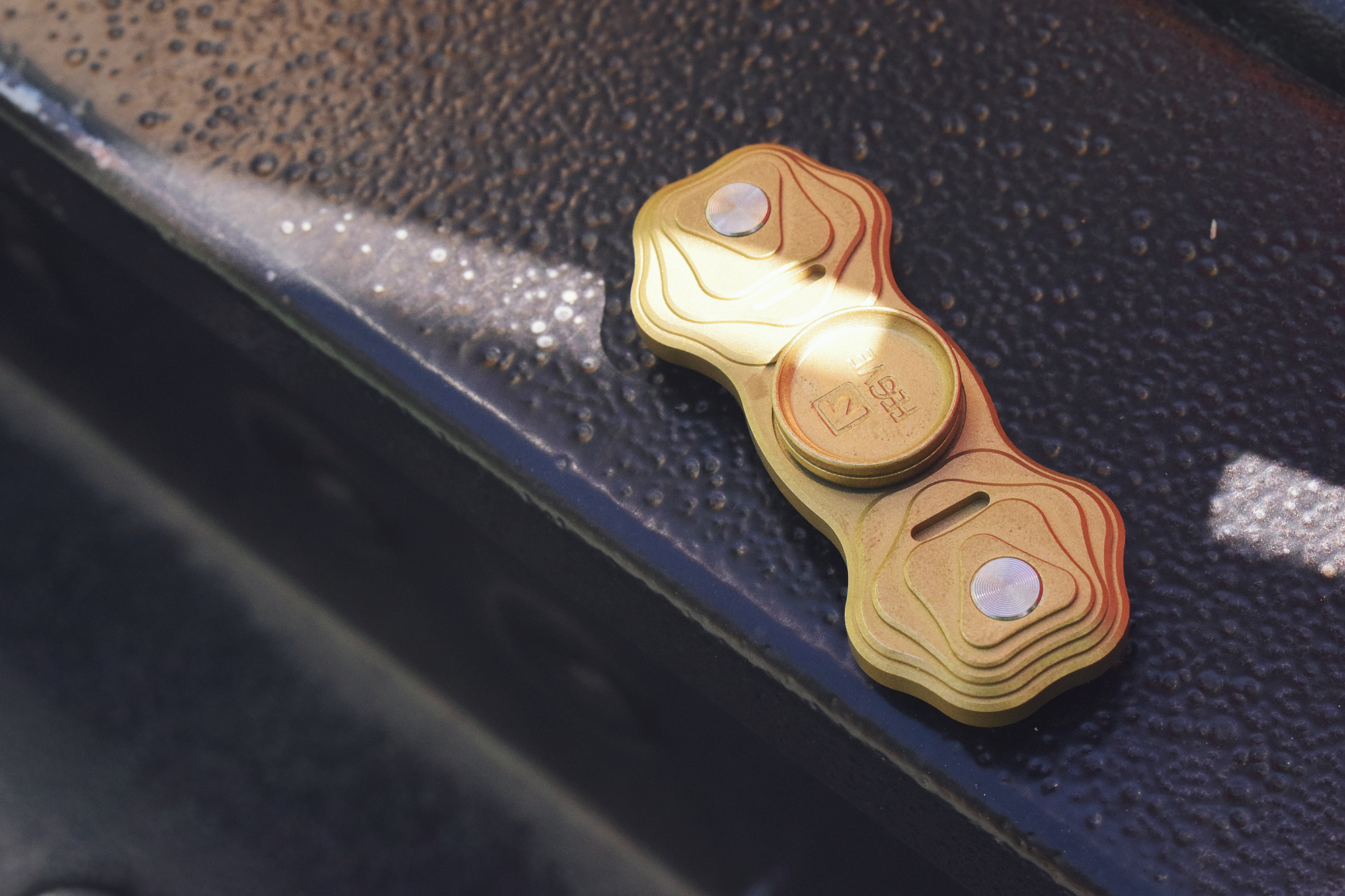 指尖陀螺最好玩最帅的一款,fegve指尖陀螺评测