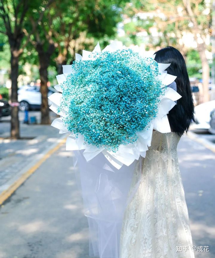 卖花包装纸选什么颜色,新手开花店怎么选择包装纸