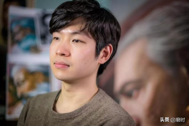 新声：韩国小哥用画笔“复活”梵高荷马，效果堪比人肉照相机