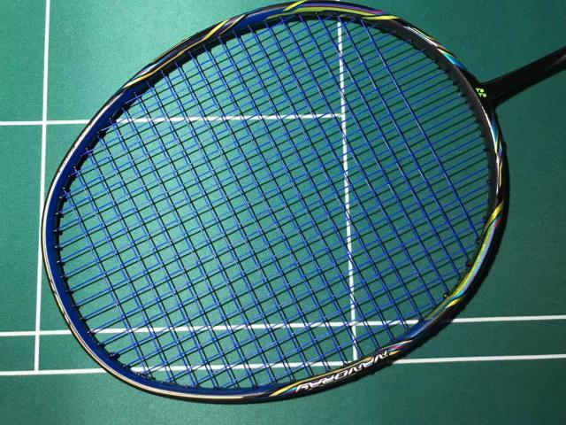 介绍羽毛球拍尤尼克斯,女生入门尤尼羽毛球拍