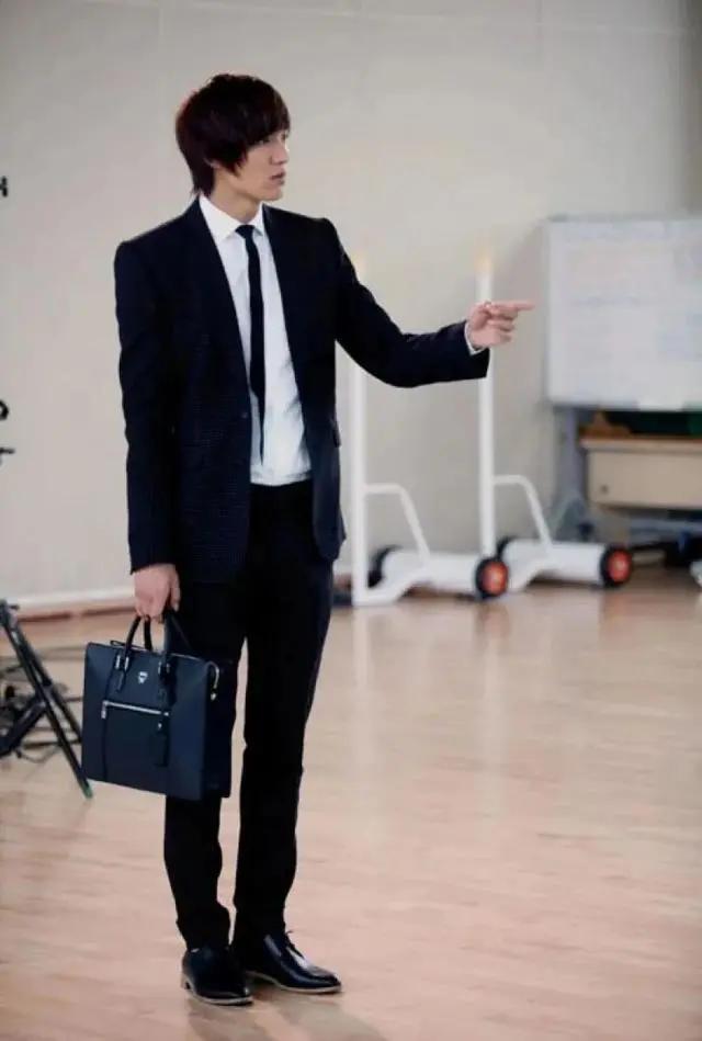 永远的君主李敏镐造型,李敏镐永远的君主发型