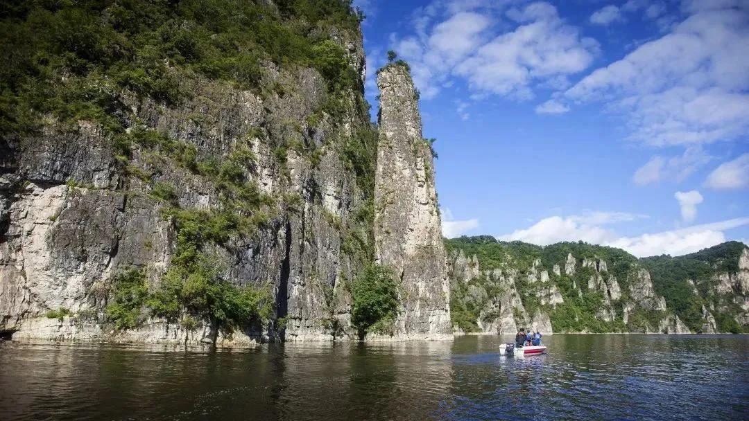 五一旅游如何去长白山,白山市4天旅游攻略