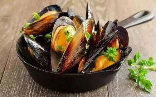 这14种食物千万别吃了会中毒的,赶紧提醒家人6种食物这样吃有毒